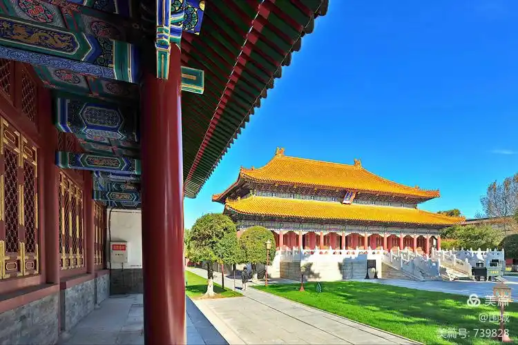 哈尔滨文庙 ·秋 写美篇【哈尔滨文庙】———典型的三进式仿清古建筑