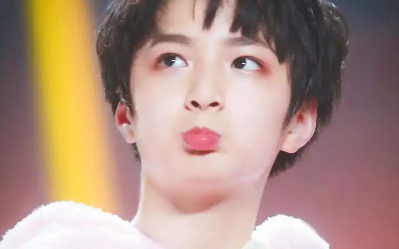 刘耀文是人间妄想啊 - 堆糖,美图壁纸兴趣社区