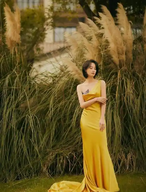 蓝盈莹,原凤凰传人,畲族少女_漂亮_少数民族_孙俪