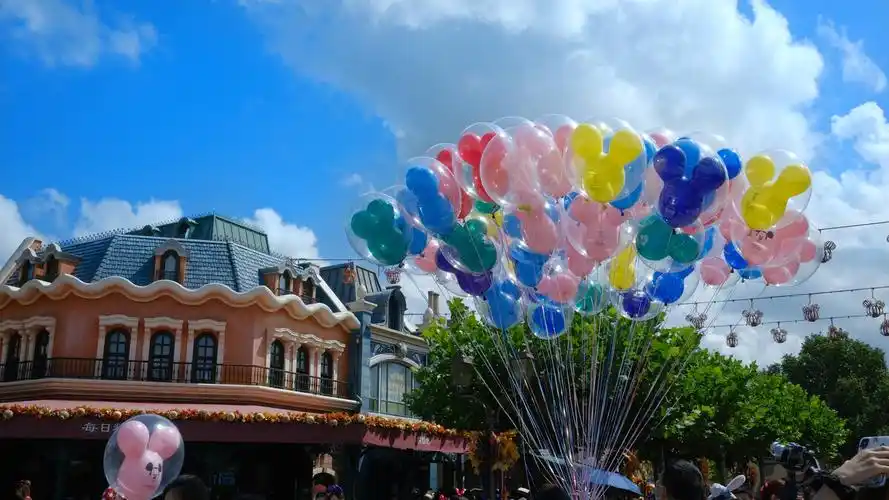 迪士尼气球by富士x100v