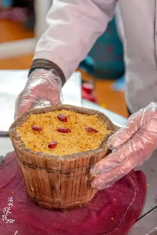 满载情怀温州三十年松糕老店口味多样松软香甜