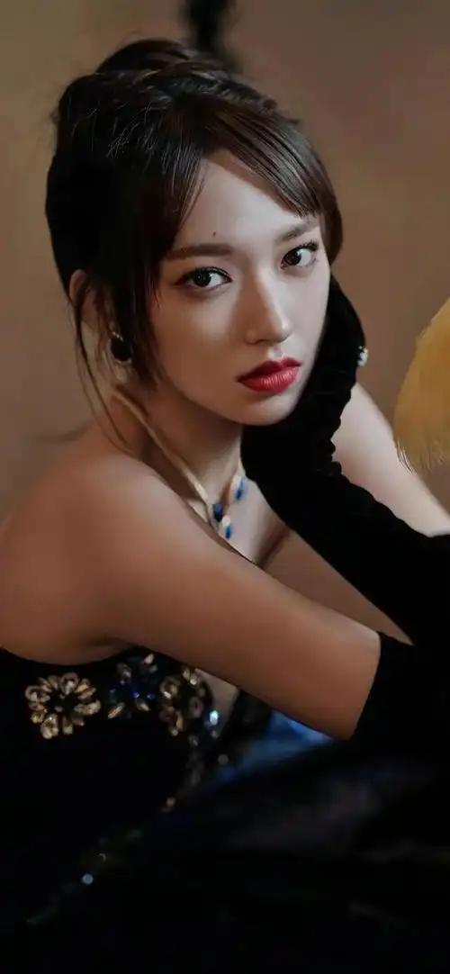 程潇壁纸一个多才多艺的美女