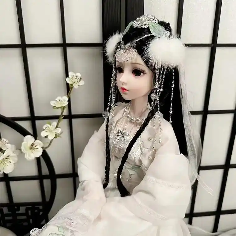 这个芭比娃娃真的太美了,60厘米超大,穿着古装的小青白娘子