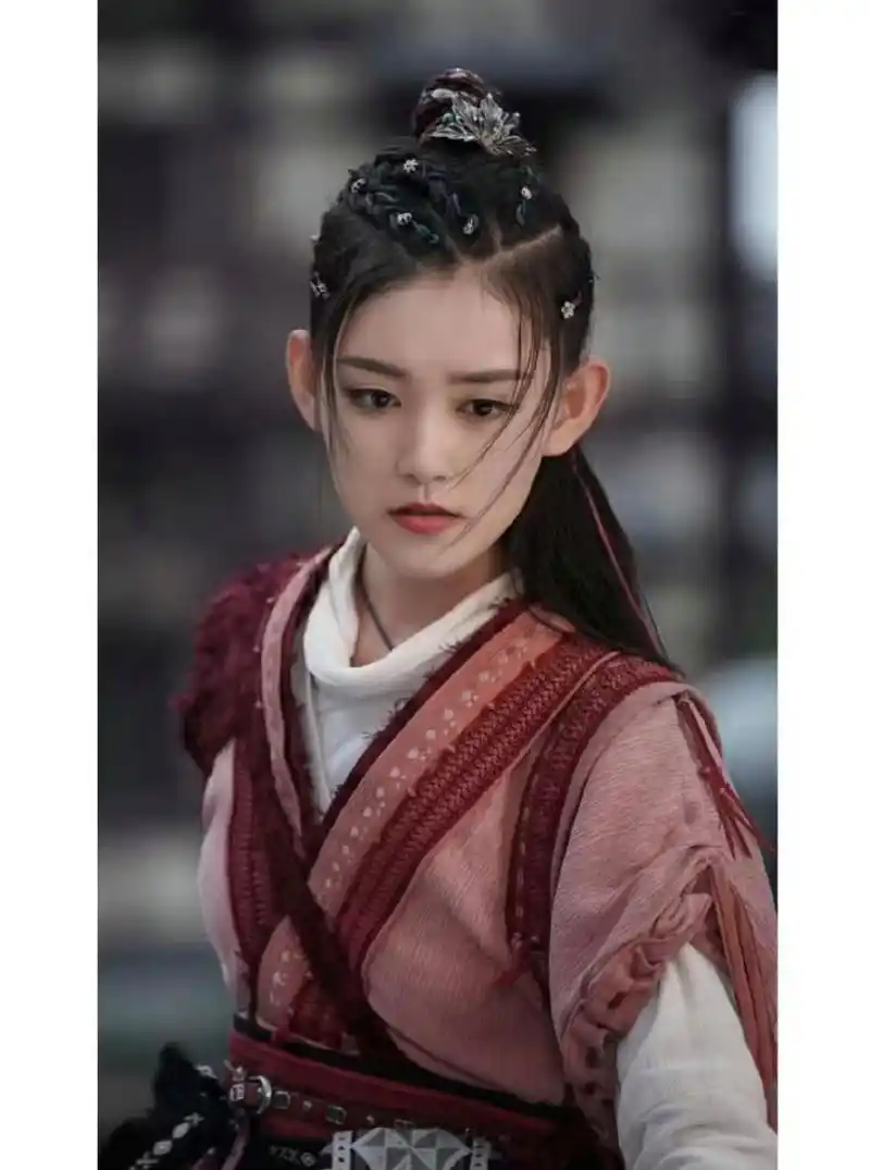 蒋依依的帅气头像