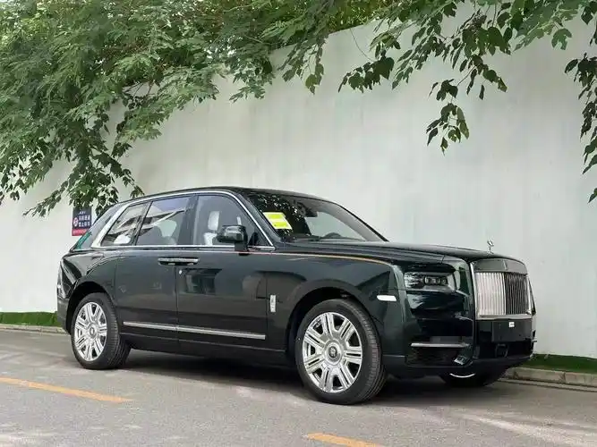 劳斯莱斯库里南升级bb版为您带来新感受