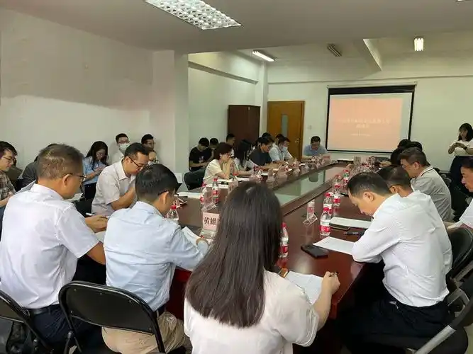 会议通报了2023年前三个季度的药械妆安全监测工作情况,现场各单位