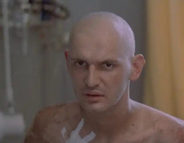 电影以艾美奖得主,詹姆斯·琼斯的个人采访讲述当年切尔诺贝利核泄漏