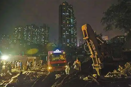 夜间违法施工产生噪声污染,柳南集美天悦施工方被罚!