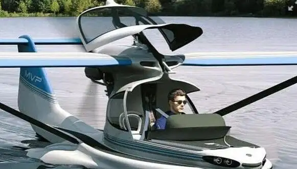 十,世界首款水陆空三栖车