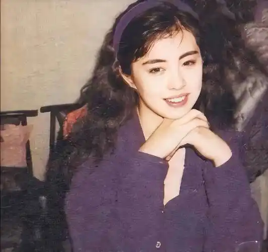 看完王祖贤的港风穿搭,终于明白为什么大家都称她为"天下第一女子"了