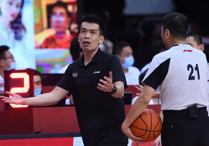 易建联火线复出广东险胜北京晋级总决赛