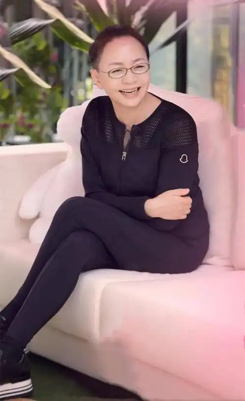 近日,华语电影界的女演员宋丹丹再次引发媒体的关注.