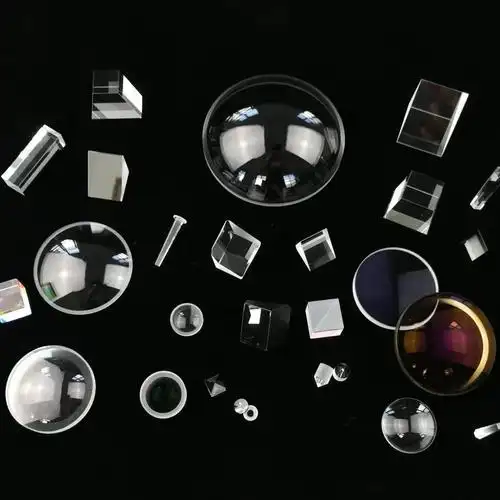 薄透镜为一种中央部分的厚度和其两面的曲率半径相比为很大的透镜.