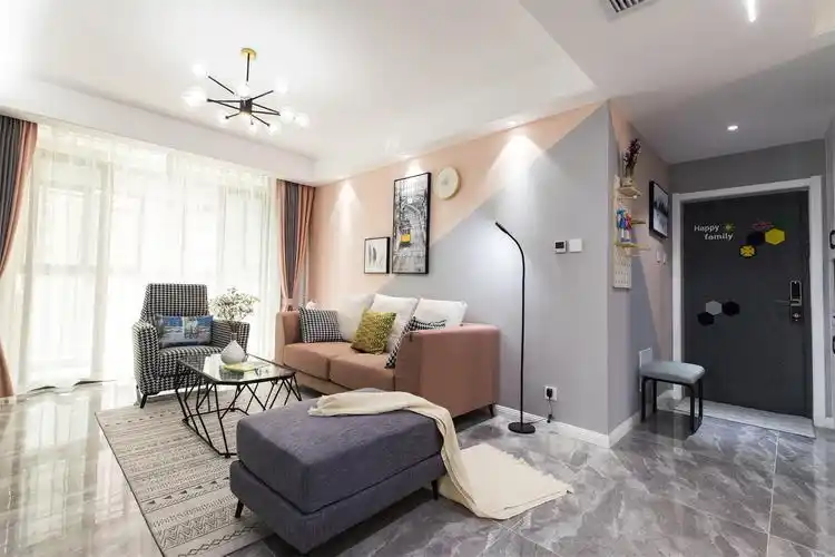 北欧风格三居室沙发背景墙装修效果图