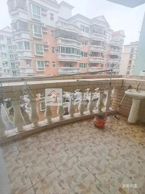 秀丽河旁永安花园精装三房,近市场  ,仅售45万