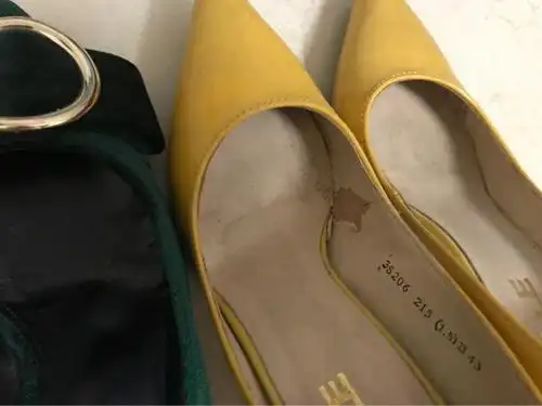 转34码百丽,达芙妮尖头高跟鞋