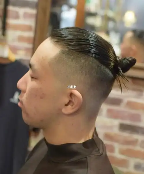 笔记灵感  #男生发型  #今日发型  #丸子头  #活力丸子头