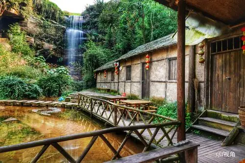 其它 金秋相约迎龙峡  2018年10月30日原重庆市江边区刘家台小学65届