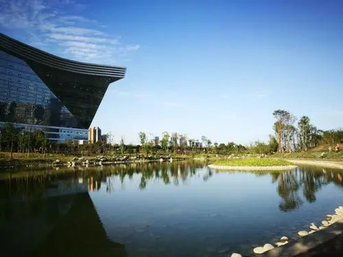 2022桂溪生态公园游玩攻略,很不错,绿地树木花草都很多.