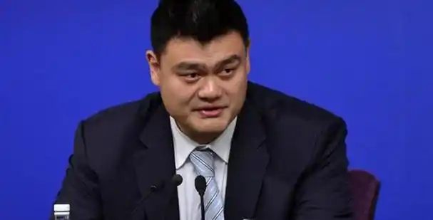 姚明女儿又发福了14岁身高190体重近190斤网友这谁敢娶