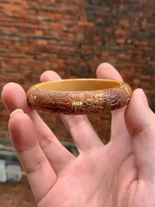 雕刻  #手艺人  #非遗  #非遗传承  #传承文化  #原创设计  #手镯