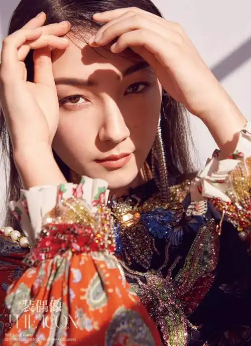 好久不见这么英气十足的女演员模特出身的刘承羽硬照表现力超好