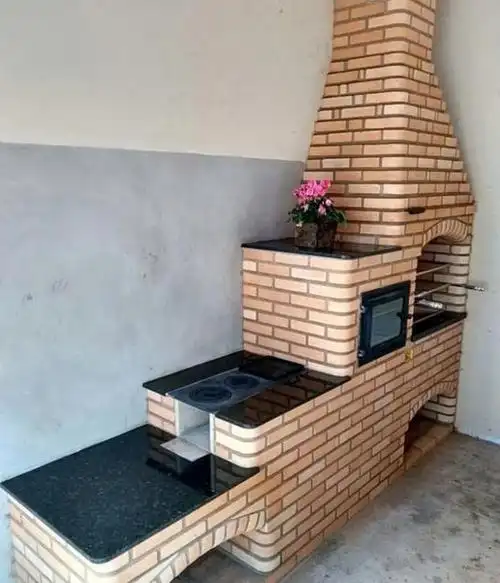 柴火灶做饭太麻烦?学学老外,这样设计功能齐全,厨房不用买家电