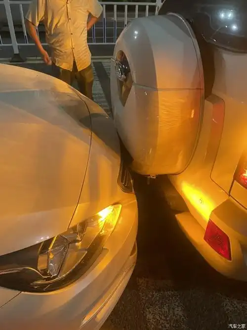 追尾了.我的全责