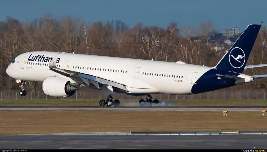 lufthansa to fly nontop to falklands carrying german scientists