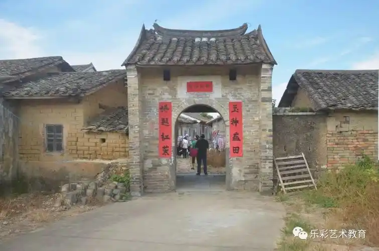 乐彩美术8月横河采风写生作品展李俐霖