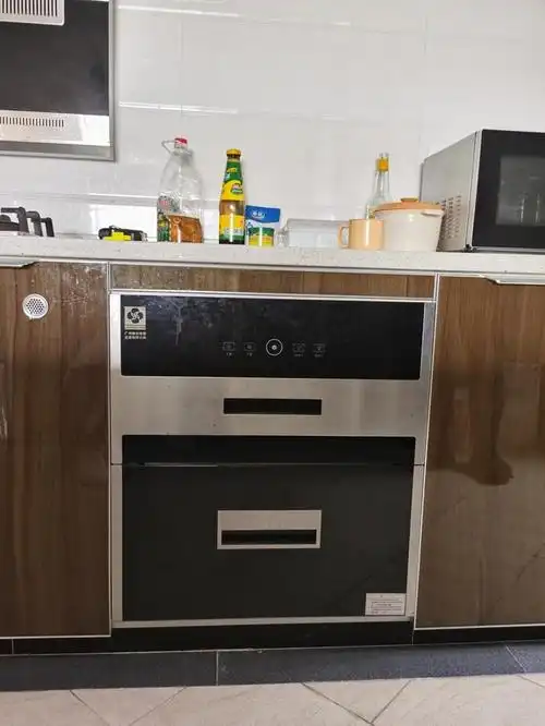 嵌入式消毒柜安装