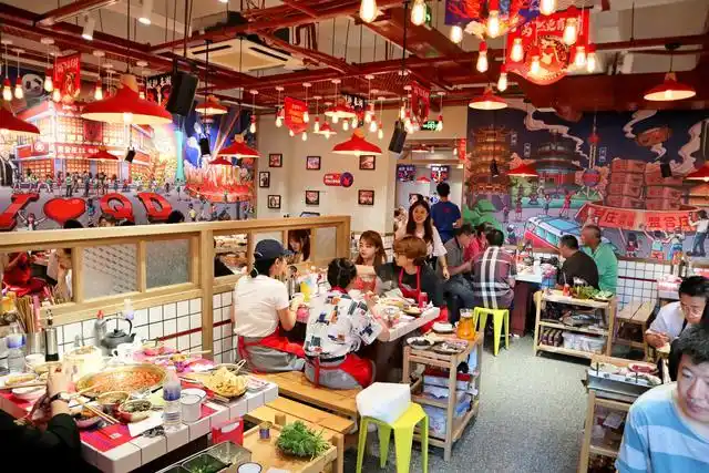 青岛也有陈赫的火锅店,开业第一天上下两层楼都爆满,卤煮超好吃