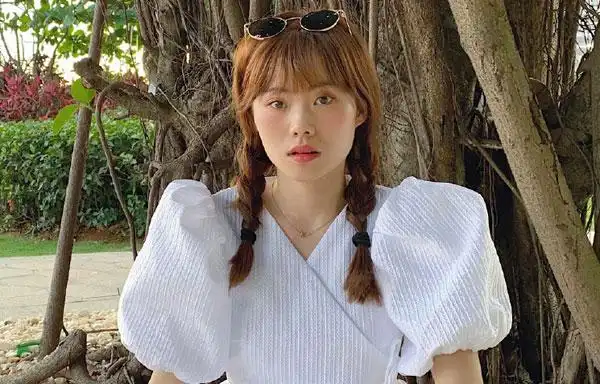 井迪儿,本名:井迪,中国内地网红女歌手,1995年7月7日出生于辽宁沈阳