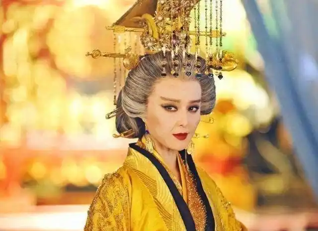 古代皇帝一般是三宫六院七十二妃,作为女皇帝的她一生经历了多少男人