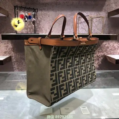 芬迪peekabooxtote帆布手袋刺绣ff图案手提包