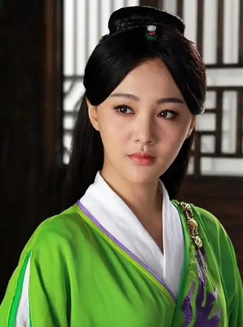 五鼠闹东京丁月华是谁演的_丁月华扮演者郑爽资料 | 爱剧情