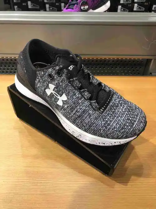 underarmour安德玛新品预售女士运动鞋02