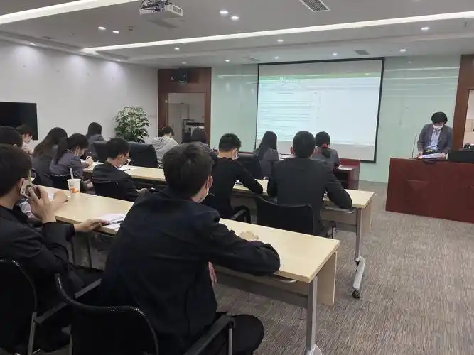 2020年4月15日零售银行部召开零售条线专场培训会议