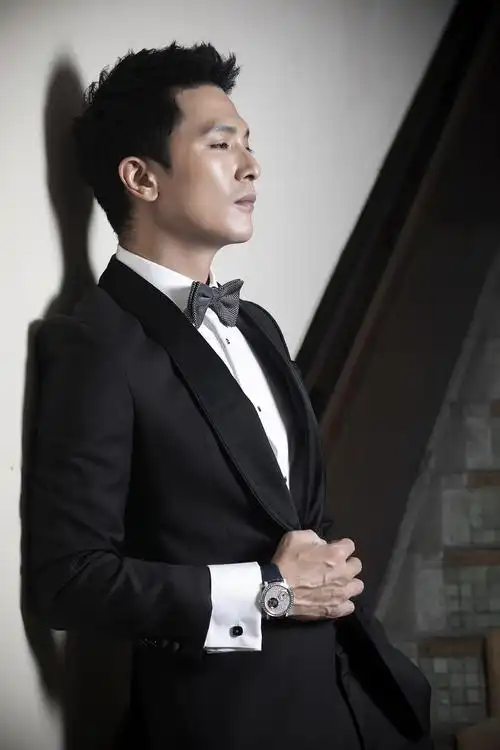 邱泽受邀台北电影节"颁奖嘉宾" 大银幕转型之路完美跳脱外形束缚