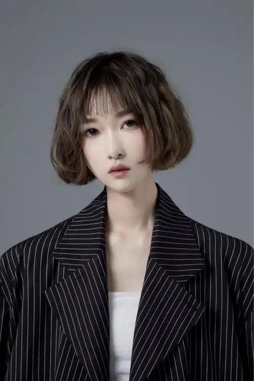 还有《天生难猜》《读者》等多首热门人气单曲,新生代女歌手胡66