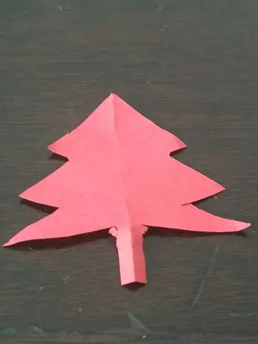 三年级七班陈怡洁数学一生活中的轴对称图形