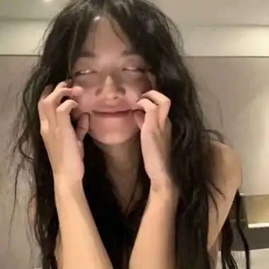 qq头像搞怪女生,高清可爱的女生头像搞怪逗比图片