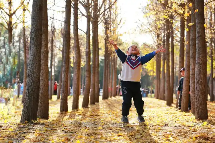 美丽的大自然,天真无邪的笑脸