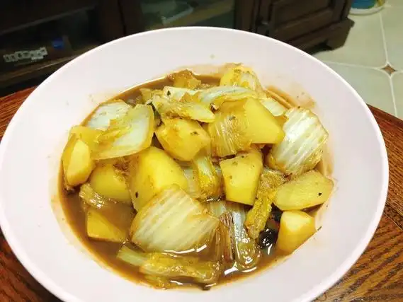 白菜熬土豆