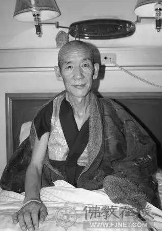 塔尔寺住持宗康活佛2020年6月9日于塔尔寺圆寂 世寿七十八