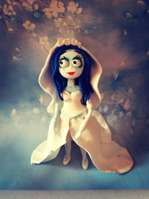 粘土僵尸新娘潼潼作品