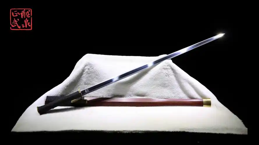 周正武龙泉刀剑三枚地肌铜装楚风汉剑201