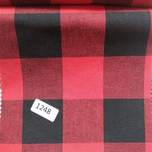 黑红格子布黑红平纹色织衬衫面料 150克重黑红色童装休闲衬衫面料