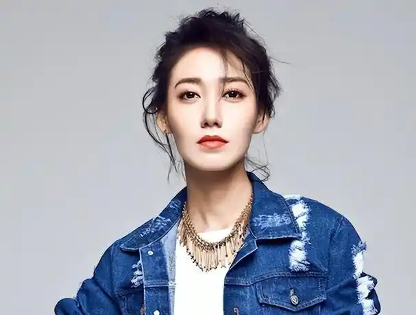 看了追风者的女二高露才明白女演员剧抛脸有多重要