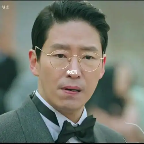 情侣头像来咯 #韩剧顶楼_韩剧_情侣头像_韩剧顶楼_素材_头像